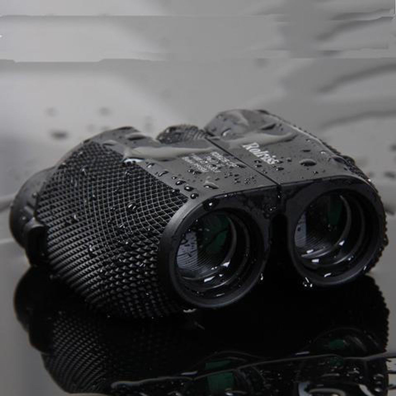 Waterproof binoculars with high power night vision