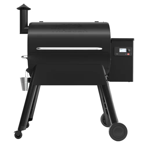 Black Traeger Pro 780 Wood Pellet Grill